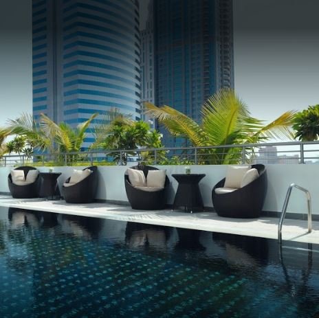 Mövenpick Hotel Jumeirah Lakes Towers is Seeking For a Waiter and Waitress